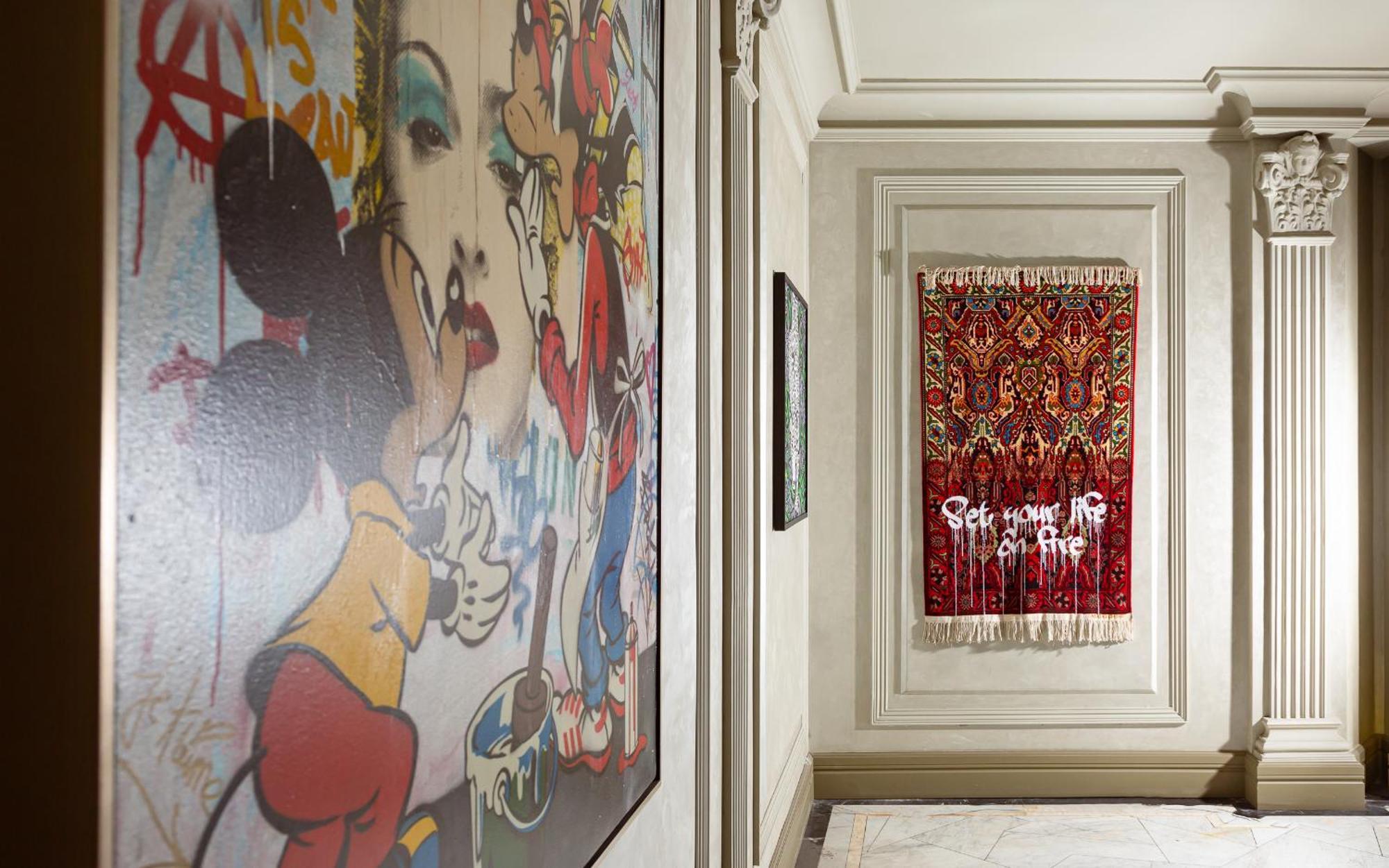 Art Gallery Hotel Bakoe Buitenkant foto